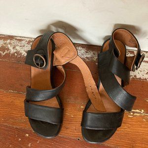 Miz Mooz Gill Sandal Black